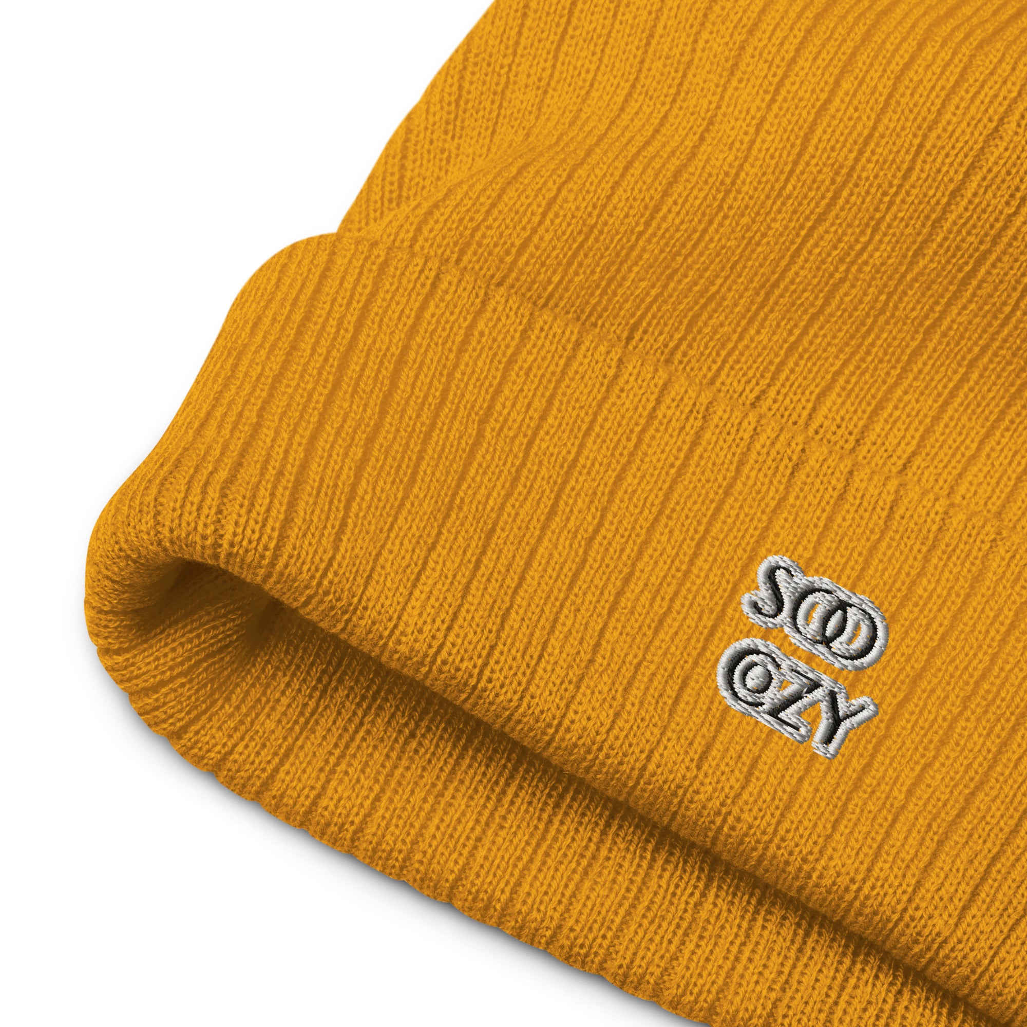 COZY RIBBED BEANIE
